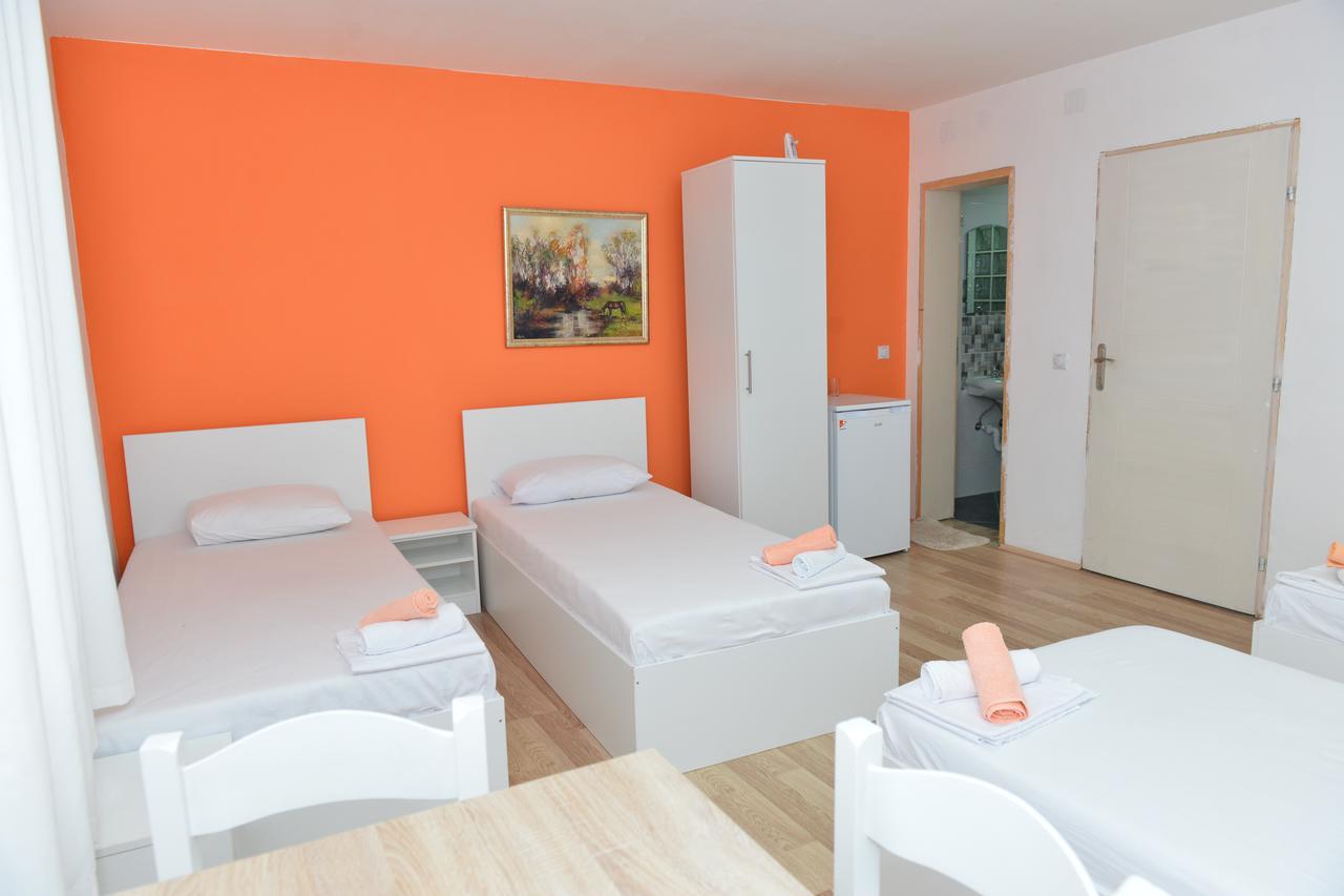Rooms Ela Ela Prekodolce Exteriör bild